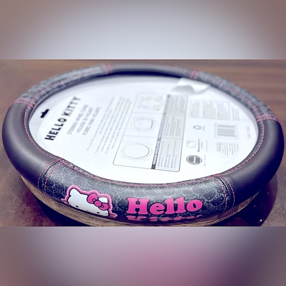 NEW - Hello Kitty Pink Lettering Grip Steering Wheel Cover  14.5"-15" - Picture 3 of 6
